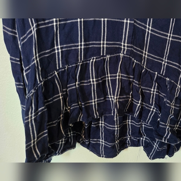 Express Navy Plaid Peplum Hem Shirt Size Medium - Picture 3 of 6